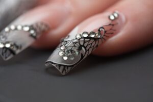 Onglerie - nail art : zoom sur le travail d'une artiste